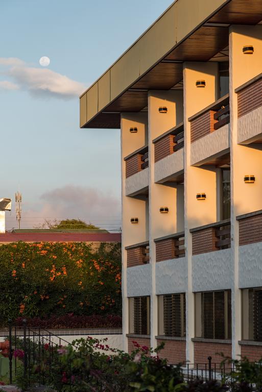 Hotel Bougainvillea San Jose Santo Domingo De Heredia Экстерьер фото