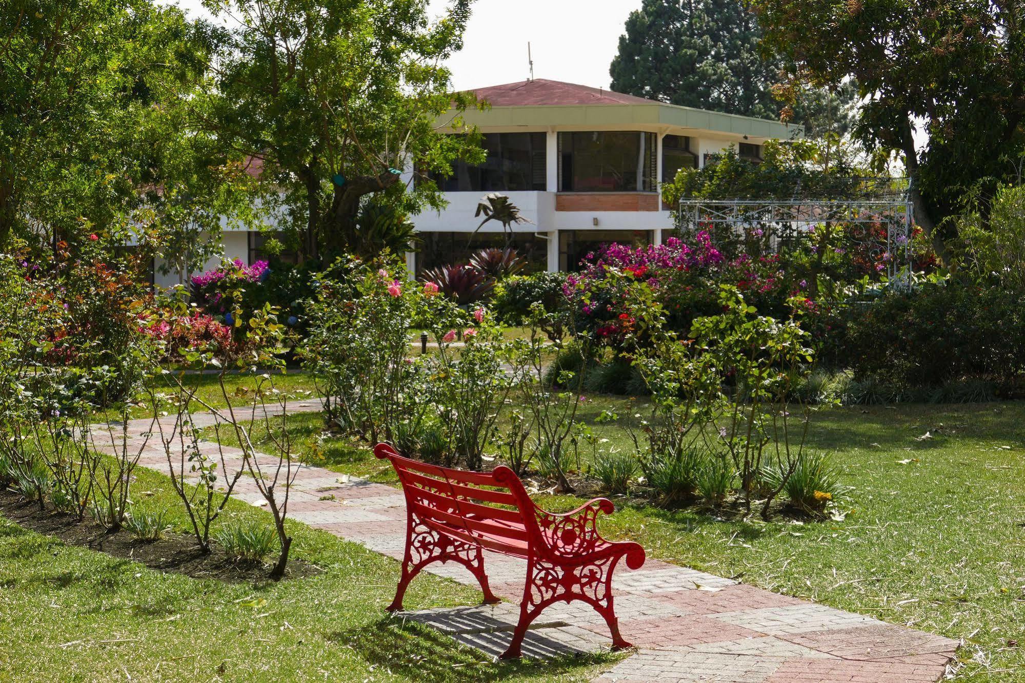Hotel Bougainvillea San Jose Santo Domingo De Heredia Экстерьер фото